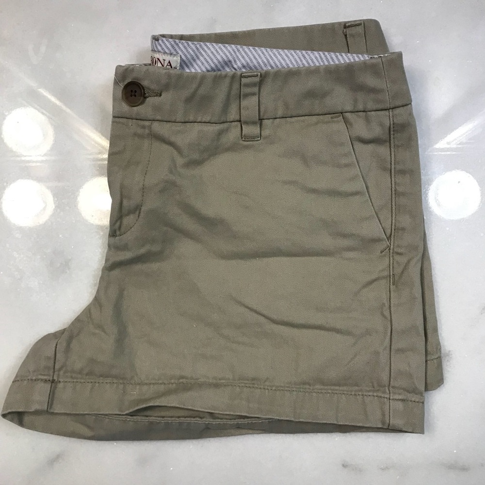Merona khaki shorts